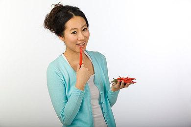 《如龙》官方手游上线 系列首部战略游戏